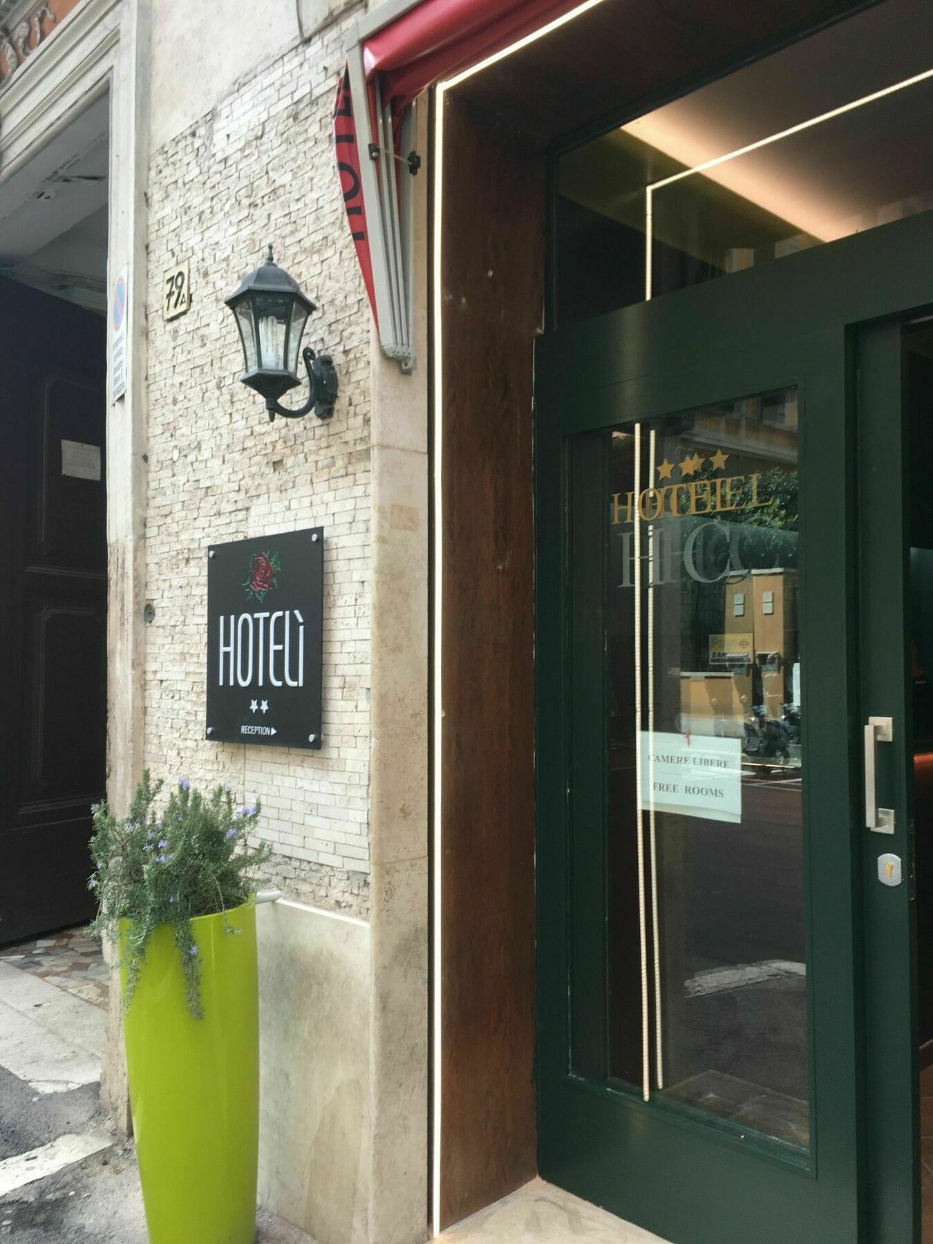 Hoteli Roma Exterior foto